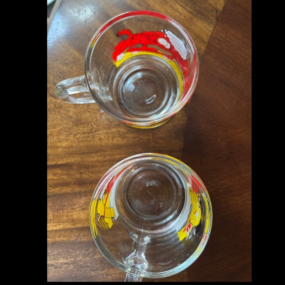 Set of 2 vintage McDonalds Garfield mugs - Picture 3 of 4